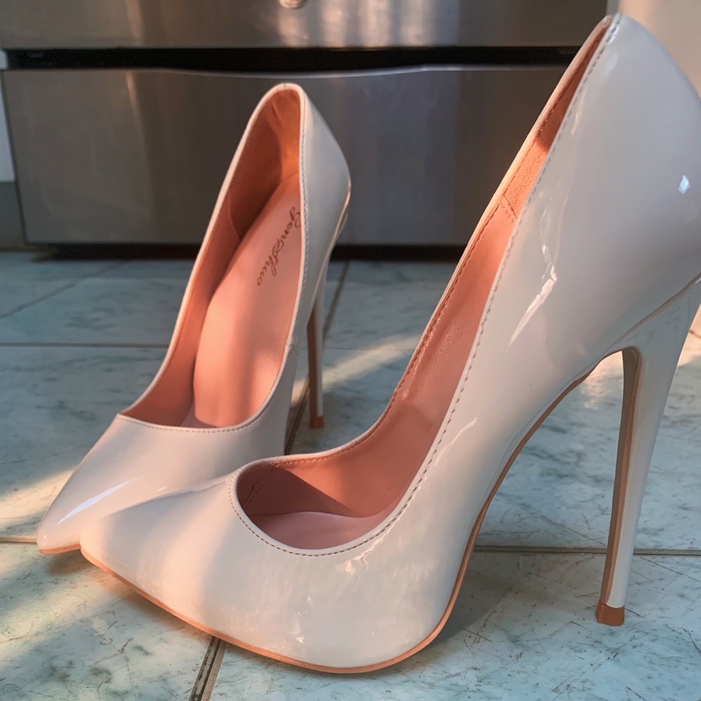 White 5 inch pumps